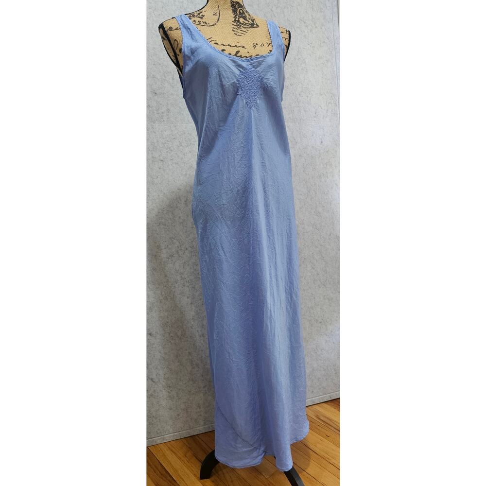 Vintage Victoria Secret 100% Silk Long Slip Gown, Dress, Embroidered Neck  Sz L - Picture 5 of 11